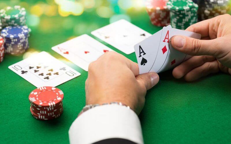 Cách tính các thế bài Baccarat